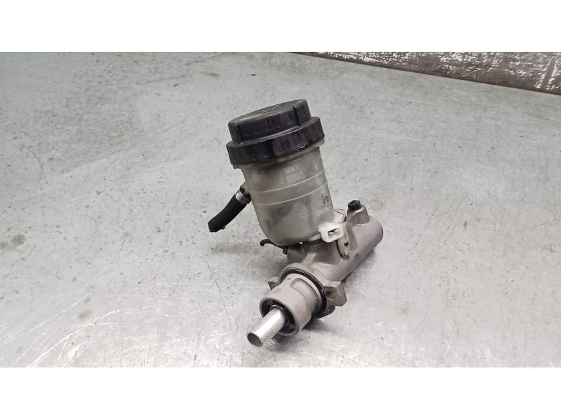 Recambio de bomba freno para volvo v40 station wagon (645) 1.6 referencia OEM IAM L481412 310052 00