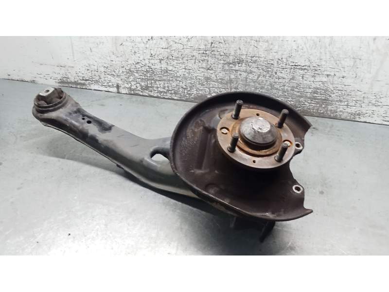 Recambio de mangueta trasera izquierda para volvo v40 station wagon (645) 1.6 referencia OEM IAM   00