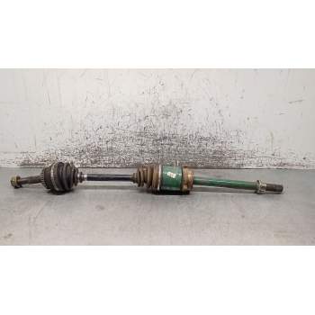 TRANSMISION DELANTERA DERECHA YJ9533 22DI 2000