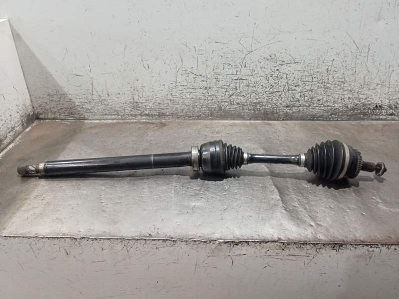 Recambio de transmision delantera derecha para volvo s60 i (384) d5 referencia OEM IAM P8689214  00