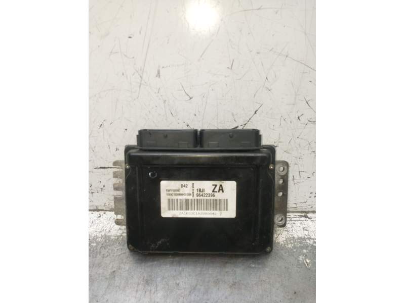 Recambio de centralita motor uce para chevrolet nubira sedán 1.6 referencia OEM IAM 96422369 5WY1E03C 2005