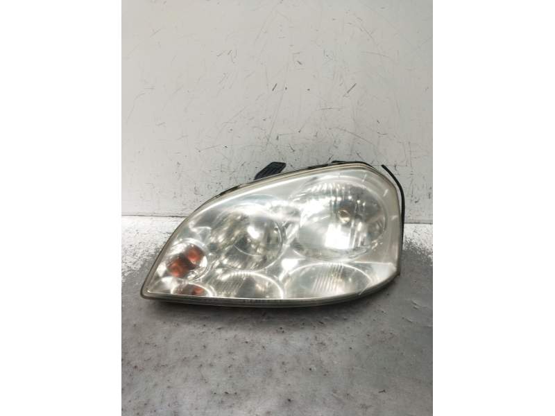 Recambio de faro izquierdo para chevrolet nubira sedán 1.6 referencia OEM IAM   2005