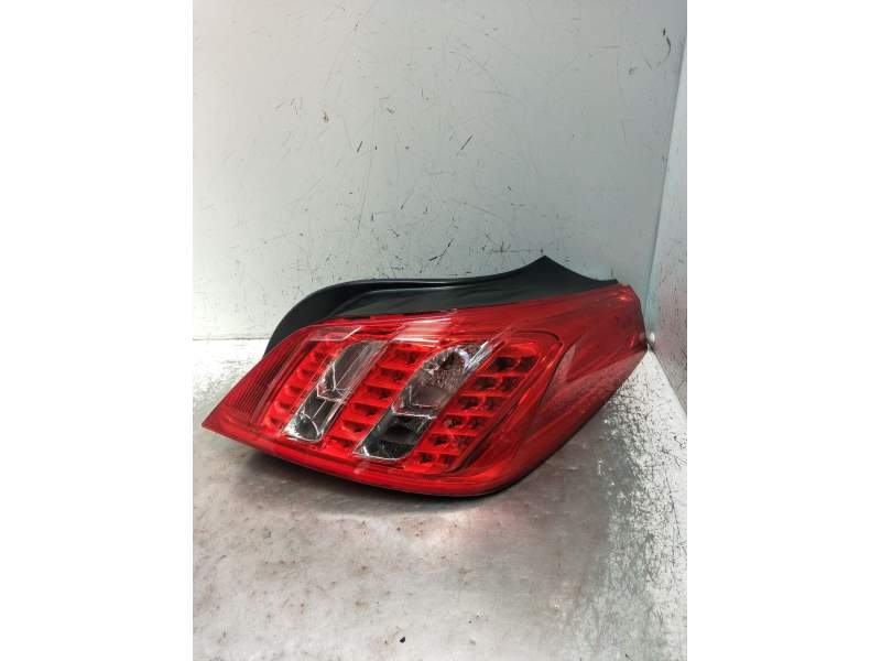 Recambio de piloto trasero derecho para peugeot 508 i (8d_) 2.0 hdi referencia OEM IAM 9686293680  2011
