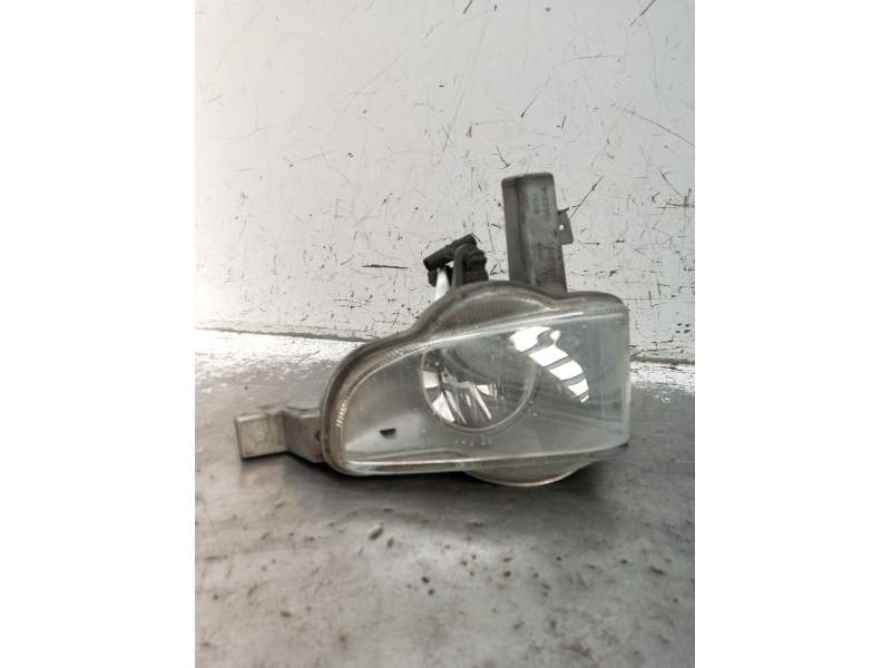 Recambio de faro antiniebla izquierdo para volvo v40 station wagon (645) 1.6 referencia OEM IAM 30865564  2000