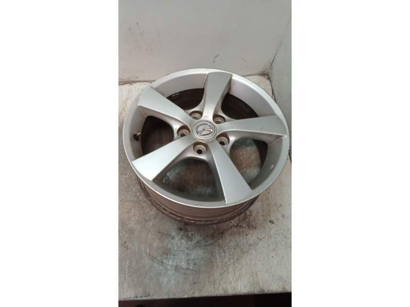 Recambio de llanta para mazda 2 berlina (dy) 1.4 diesel cat referencia OEM IAM 166.5JCH F15NO11 