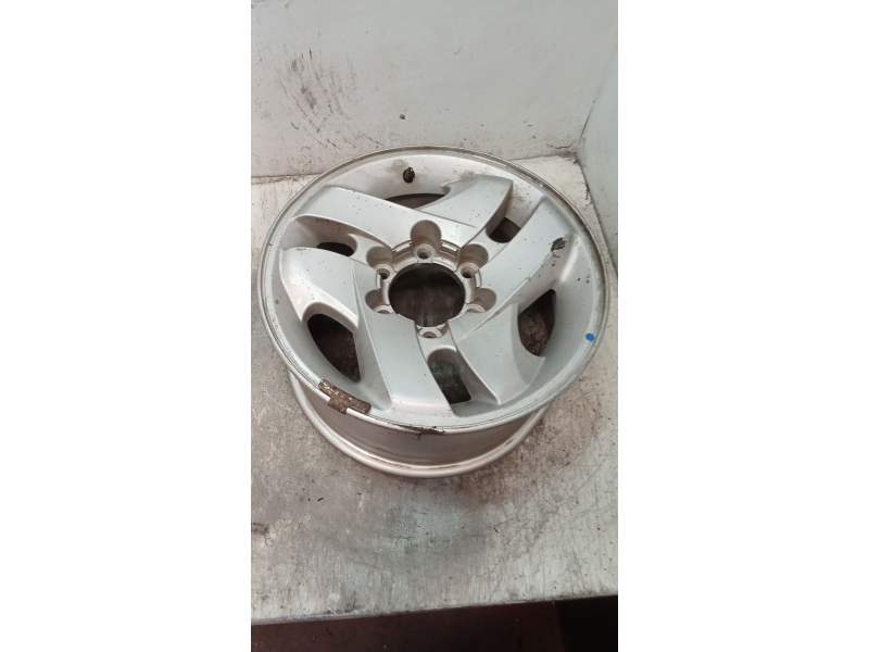 Recambio de llanta para hyundai terracan (hp) 2.5 td referencia OEM IAM 7J16  