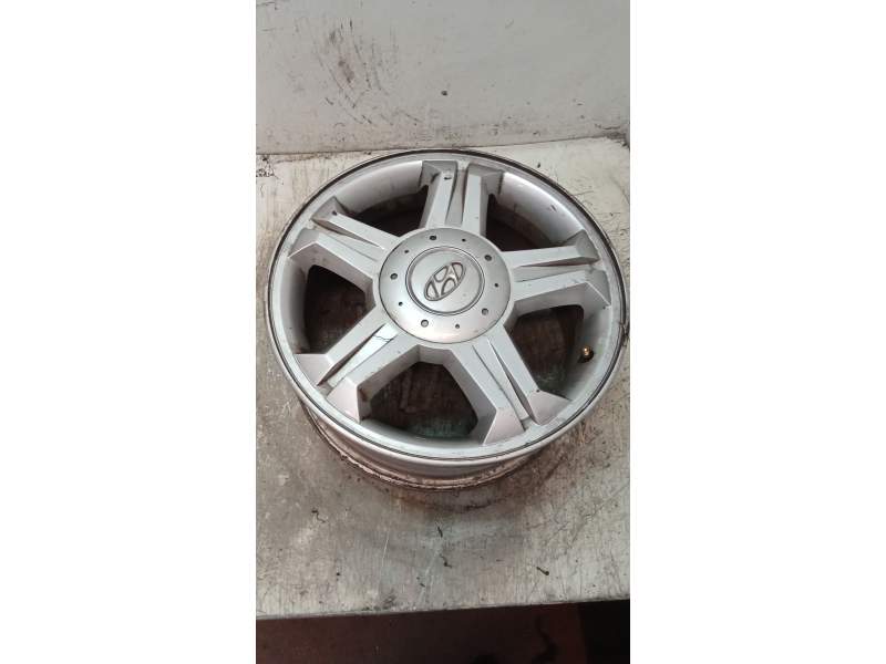 Recambio de llanta para hyundai santa fe (sm) 2.4 cat referencia OEM IAM 6.516  
