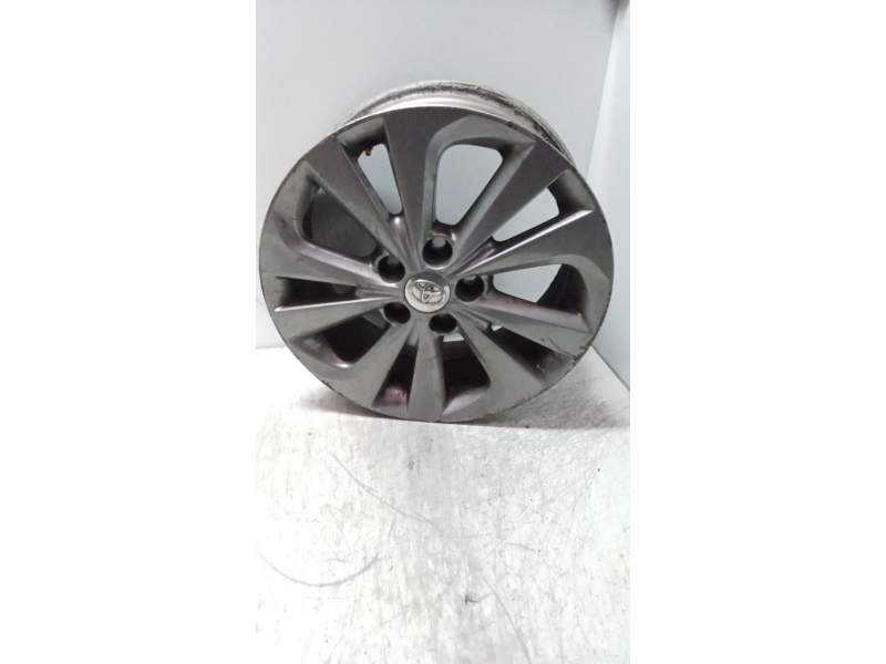 Recambio de juego llantas para toyota auris 1.4 turbodiesel cat referencia OEM IAM 7J17 et39 