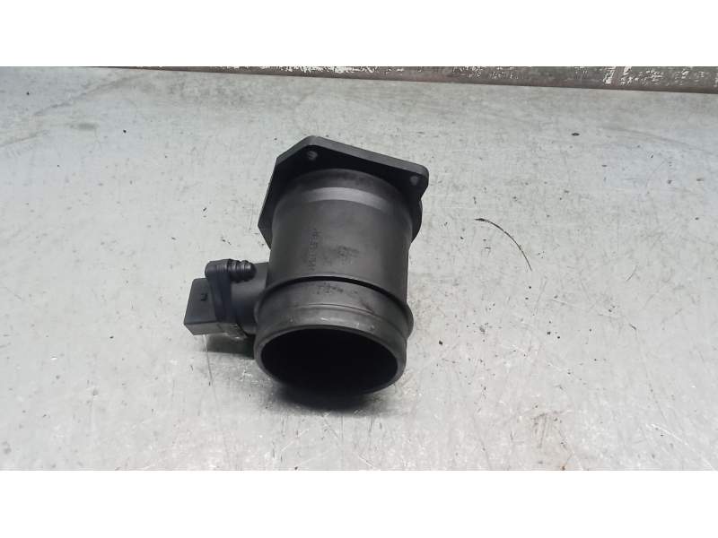 Recambio de caudalimetro para audi a4 b6 avant (8e5) 2.0 referencia OEM IAM   01