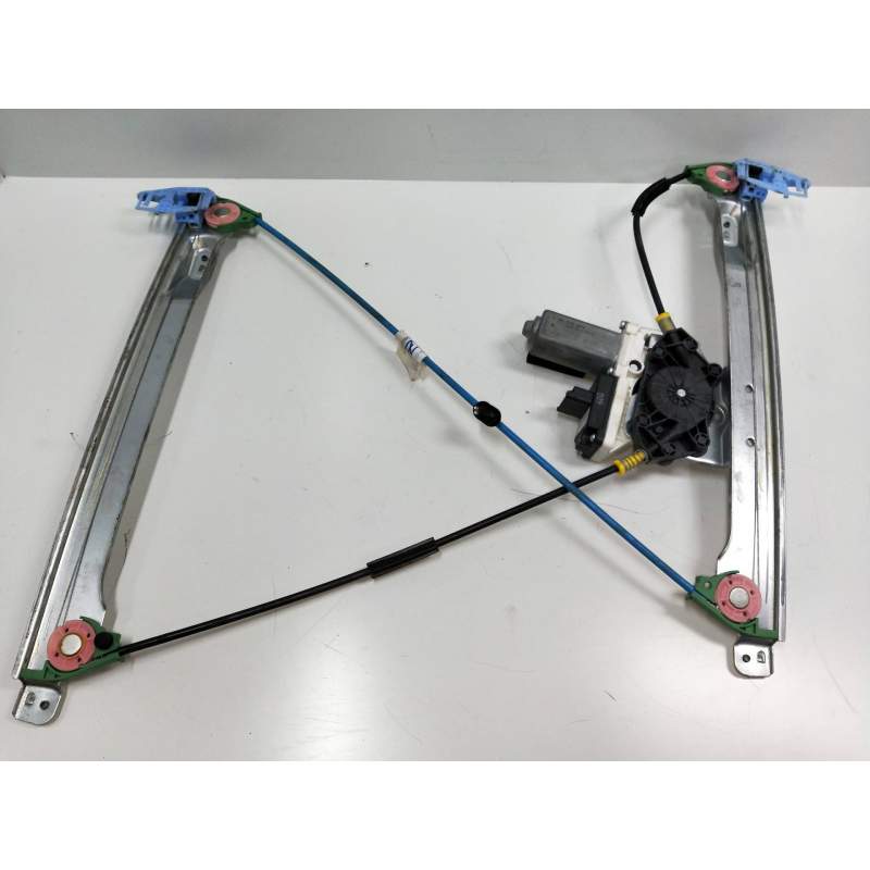 Recambio de elevalunas delantero izquierdo para citroën c2 1.4 hdi referencia OEM IAM 36120604 7746004505 3P
