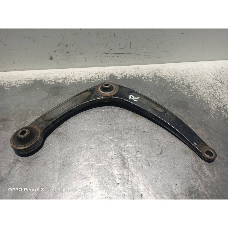 Recambio de brazo suspension inferior delantero derecho para citroen c4 berlina collection referencia OEM IAM   