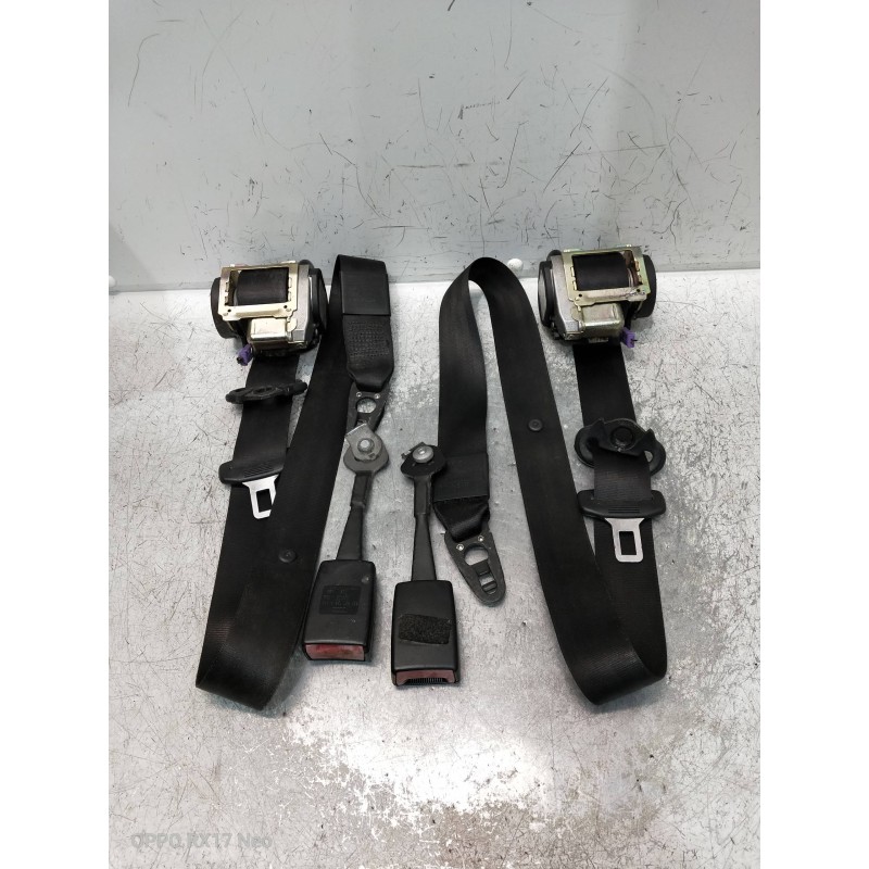 Recambio de juego cinturones delantero para audi a4 avant (8e) 1.9 tdi (96kw) referencia OEM IAM   5P