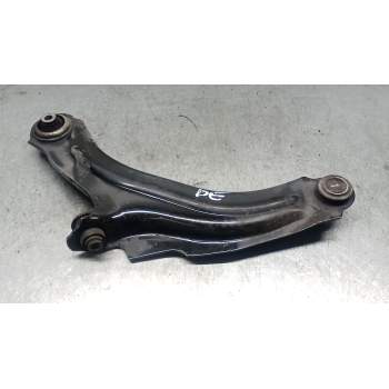 BRAZO SUSPENSION INFERIOR DELANTERO DERECHO 545046817R 15DCI 2012
