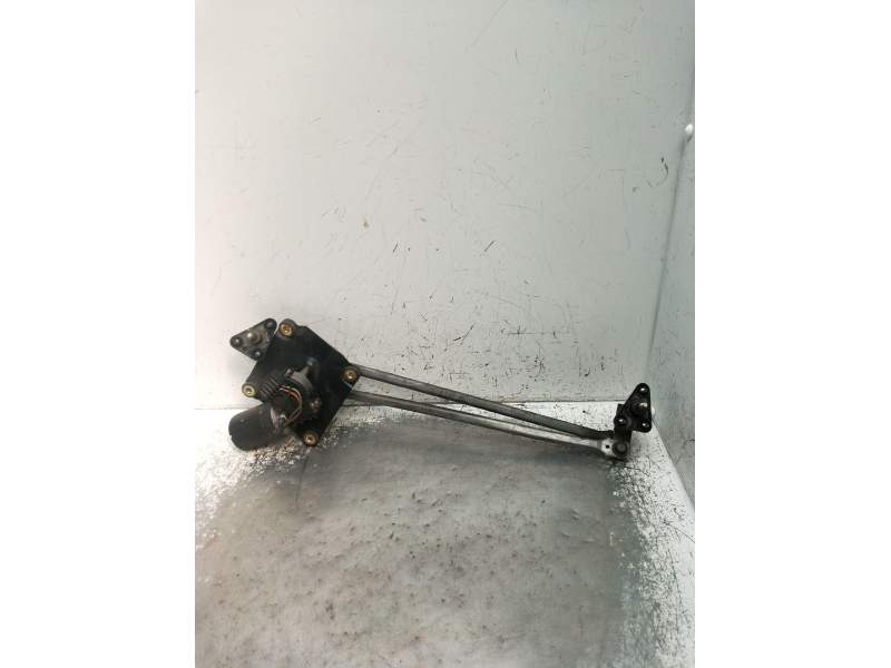 Recambio de motor limpia delantero para volvo v40 station wagon (645) 1.6 referencia OEM IAM   2000