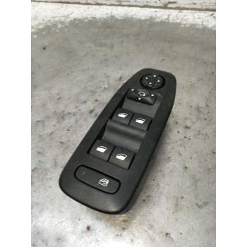 MANDO ELEVALUNAS DELANTERO IZQUIERDO 98242539ZD 5P 2016