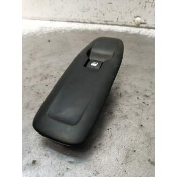 MANDO ELEVALUNAS DELANTERO DERECHO 90242560ZD 5P 2016