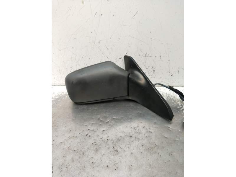 Recambio de retrovisor derecho para volvo v40 station wagon (645) 1.6 referencia OEM IAM  ELÉCTRICO 2000