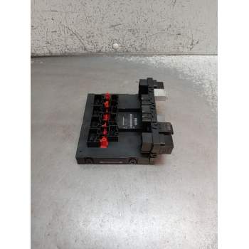 CAJA RELES / FUSIBLES 3C0937049AJ 2005