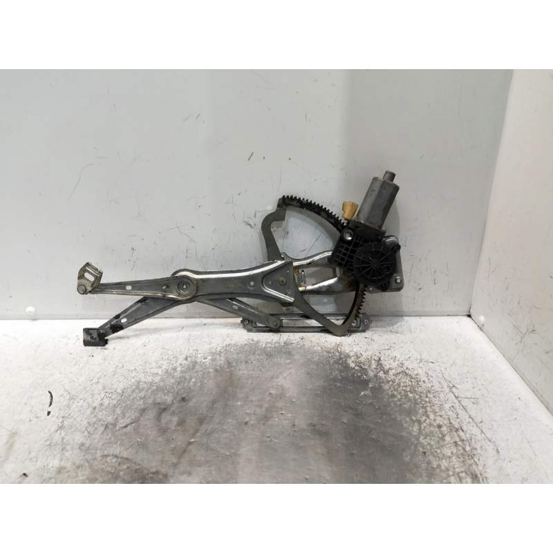 Recambio de elevalunas delantero izquierdo para mercedes-benz clase m (w163) referencia OEM IAM 990407100  5P