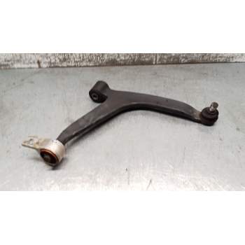 BRAZO SUSPENSION INFERIOR DELANTERO DERECHO 16HDI 2004