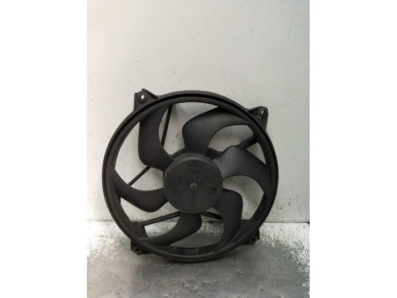 Recambio de electroventilador para citroën xsara picasso (n68) 1.6 hdi referencia OEM IAM   2004