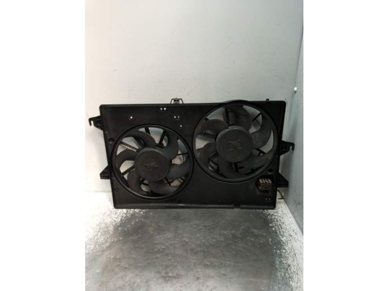 Recambio de electroventilador para ford mondeo i sedán (gbp) 1.8 td referencia OEM IAM   1993