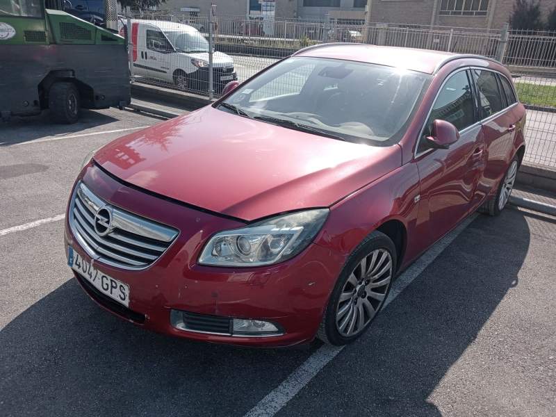 opel insignia a sports tourer (g09) del año 2009