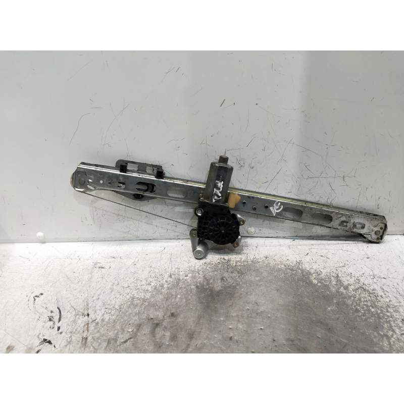 Recambio de elevalunas trasero derecho para mercedes-benz clase m (w163) referencia OEM IAM 9137041  5P