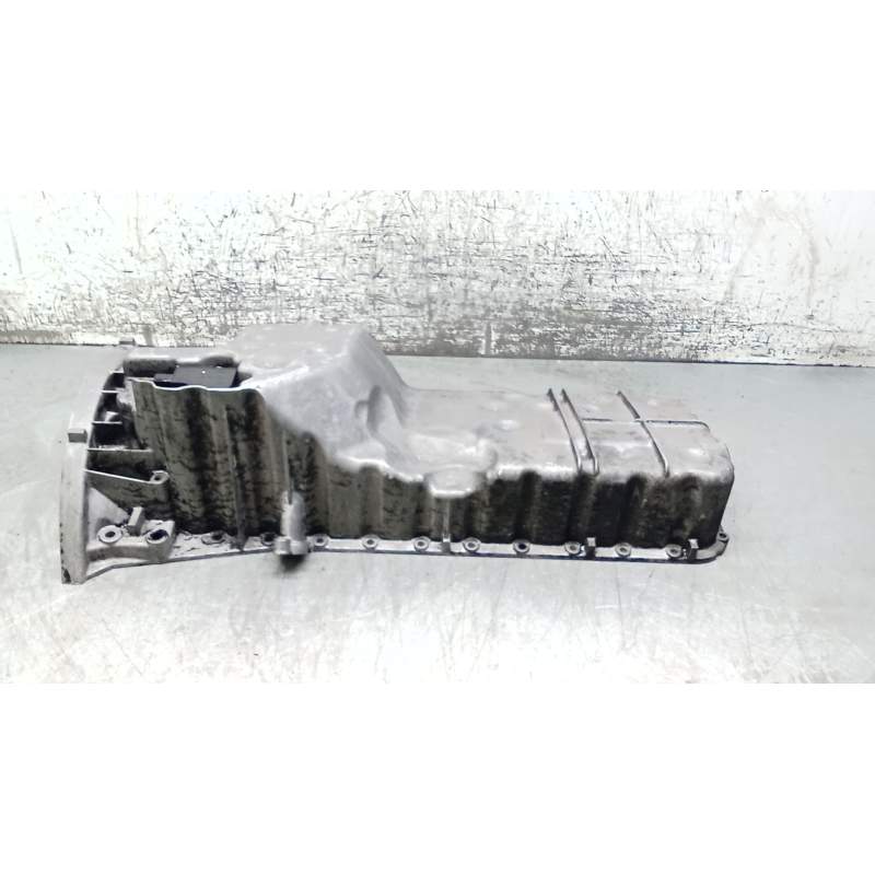 Recambio de carter para mercedes-benz clase c (w203) c 270 cdi (203.016) referencia OEM IAM R6470140102 270CDI 2000