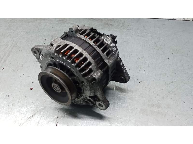 Recambio de alternador para nissan primera hatchback (p11) 2.0 td referencia OEM IAM 231002J601 LR190734G 