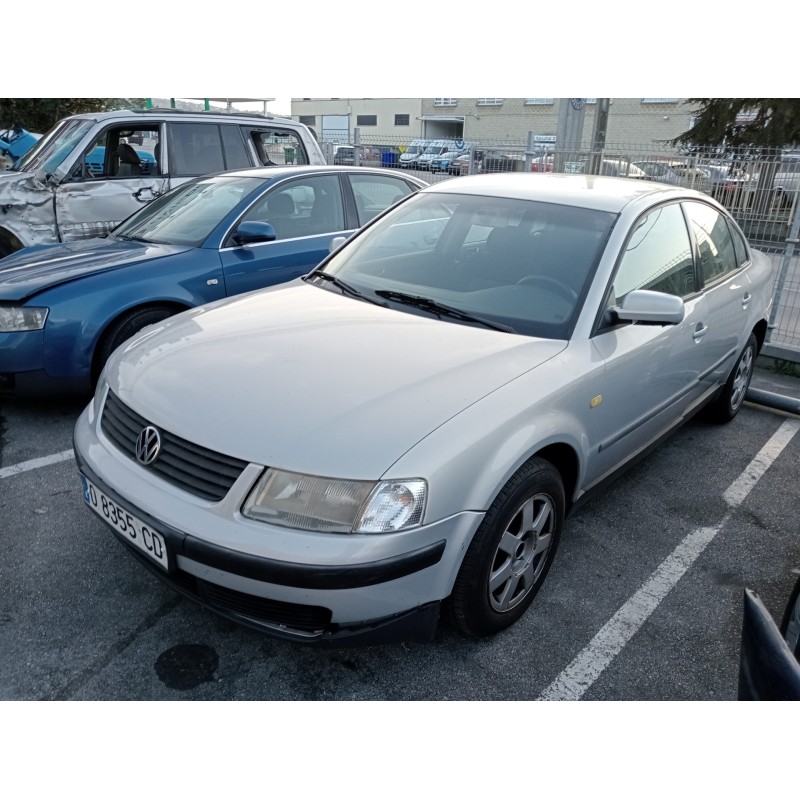 volkswagen passat berlina (3b2) del año 1999