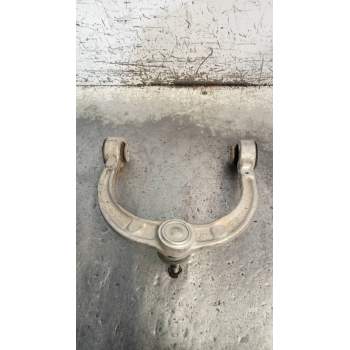 BRAZO SUSPENSION SUPERIOR DELANTERO DERECHO 