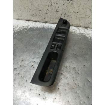 MANDO ELEVALUNAS DELANTERO IZQUIERDO 5P 2005