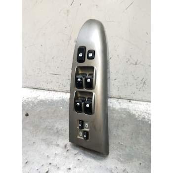 MANDO ELEVALUNAS DELANTERO IZQUIERDO 935704D3200T 5P 2006