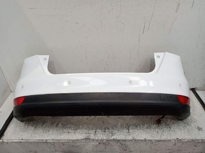 Recambio de paragolpes trasero para ford focus iii 1.0 ecoboost referencia OEM IAM  5P 2014