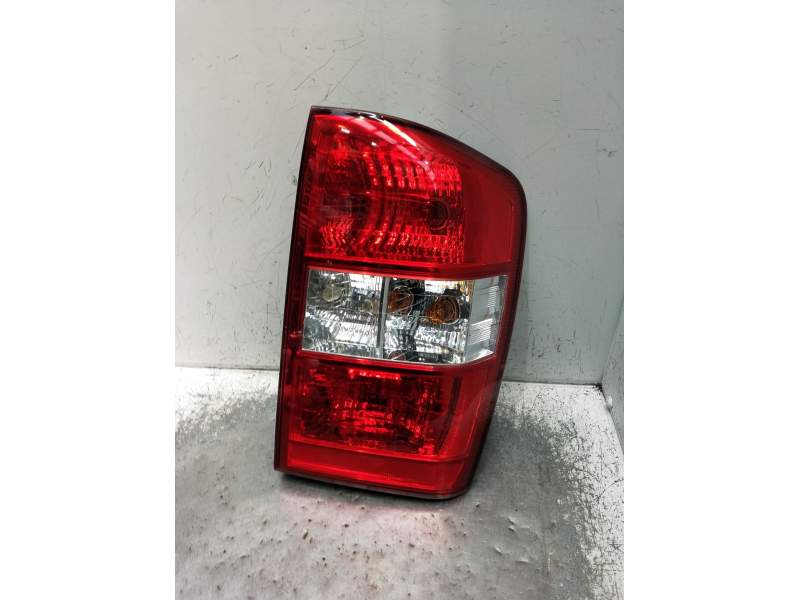 Recambio de piloto trasero derecho para kia carnival / grand carnival iii (vq) 2.9 crdi referencia OEM IAM   2006