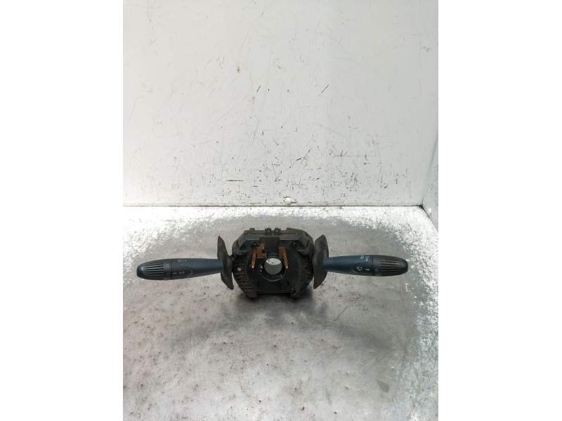 Recambio de mando luces para fiat doblo furgón/monospace (223_) 1.9 jtd (223zxe1a) referencia OEM IAM   2001