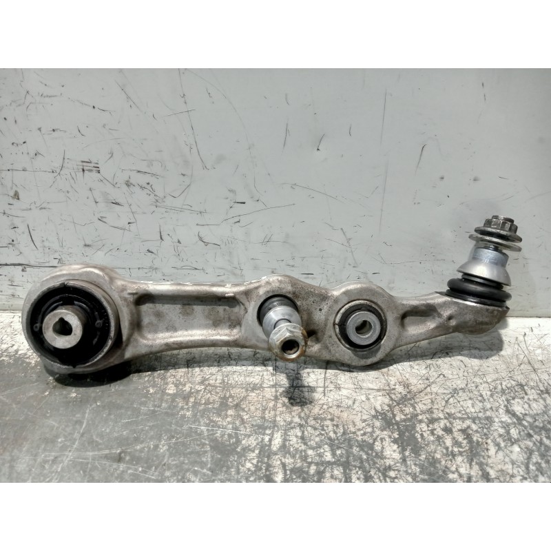 Recambio de brazo suspension inferior delantero derecho para mercedes clase c (w205) lim. referencia OEM IAM 20508RE  