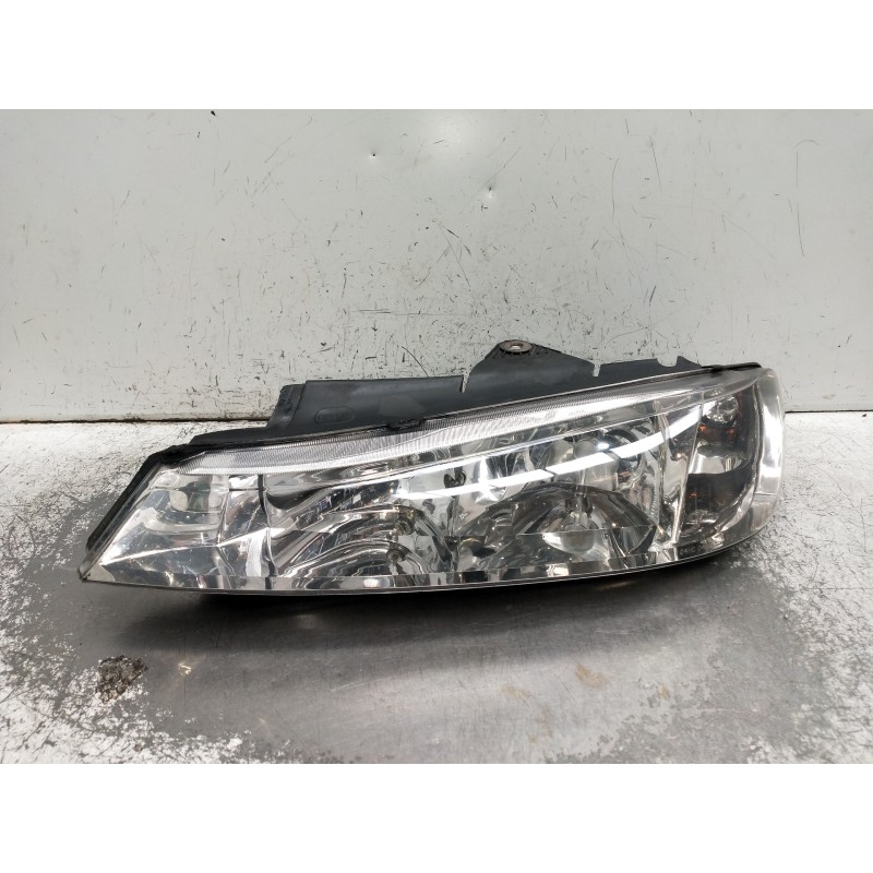 Recambio de faro izquierdo para peugeot 406 berlina (s1/s2) referencia OEM IAM 0301175001  