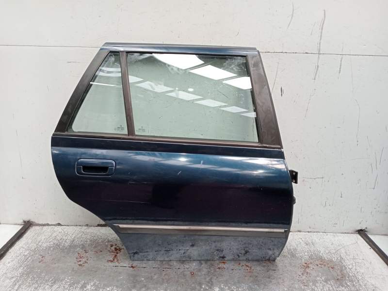 Recambio de puerta trasera derecha para peugeot 406 break (8e/f) 2.0 hdi 110 referencia OEM IAM   