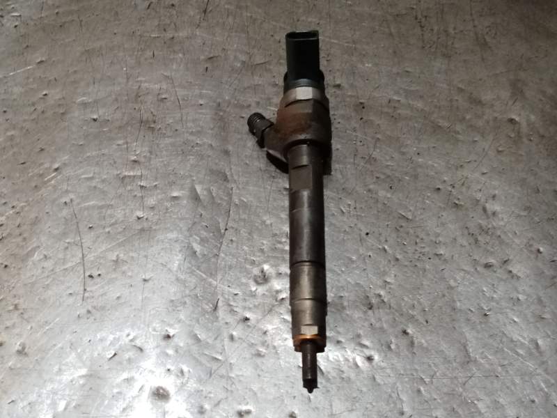 Recambio de inyector para bmw 3 (e90) 318 d referencia OEM IAM 0445110289 779844605 