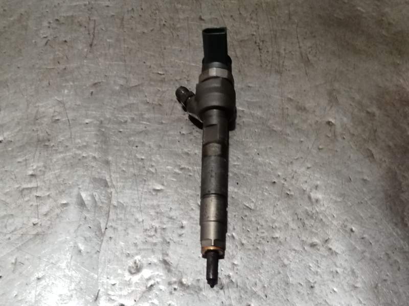 Recambio de inyector para bmw 3 (e90) 318 d referencia OEM IAM 0445110289 779844605 