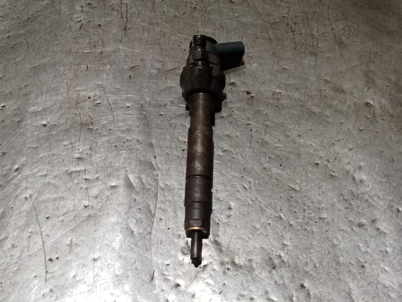 Recambio de inyector para bmw x1 (e84) sdrive 18 d referencia OEM IAM 0445110601 779844606 