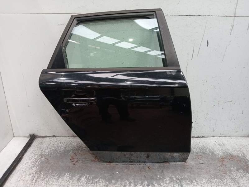 Recambio de puerta trasera derecha para audi a4 b8 avant (8k5) 1.8 tfsi referencia OEM IAM   