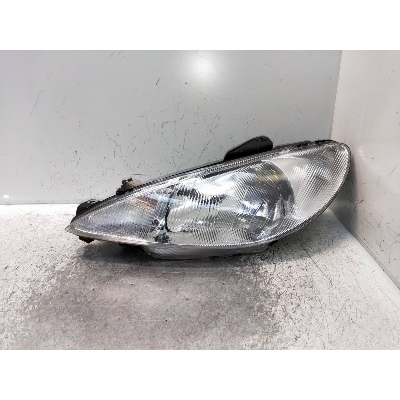 Recambio de faro izquierdo para peugeot 206 berlina xn referencia OEM IAM   