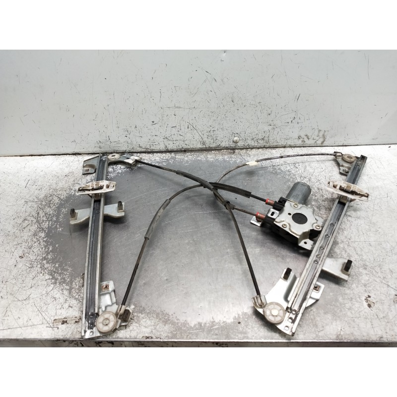 Recambio de elevalunas delantero izquierdo para citroen berlingo referencia OEM IAM 0130821763  4P