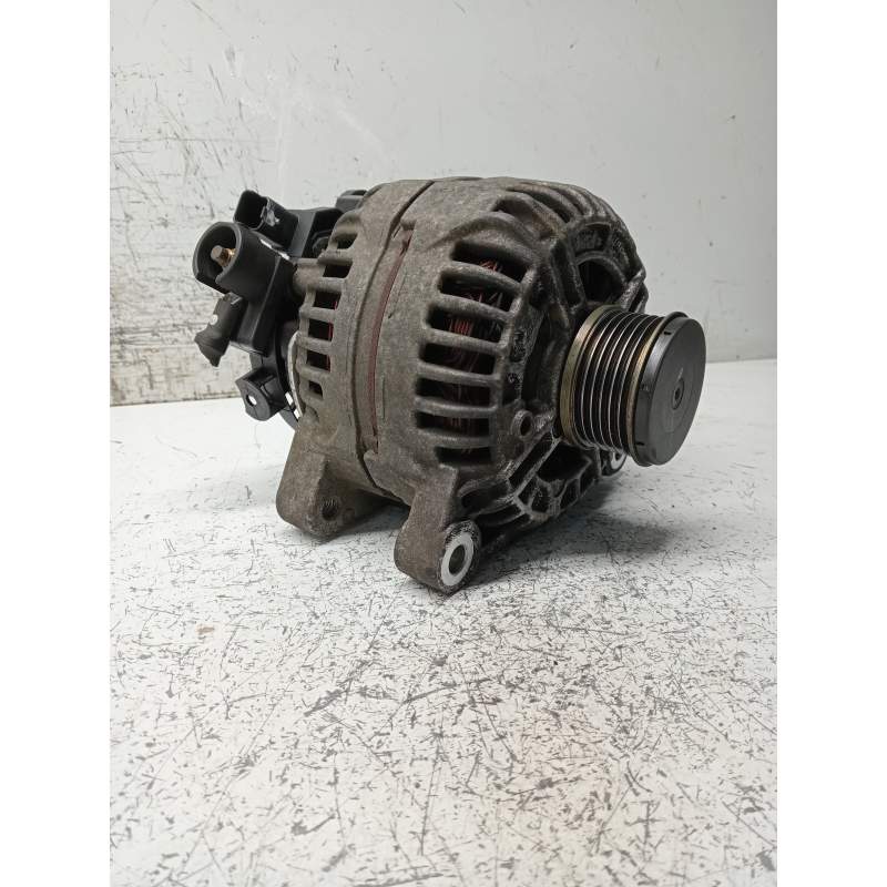Recambio de alternador para citroën c5 berlina referencia OEM IAM 0124525035 9646321880 