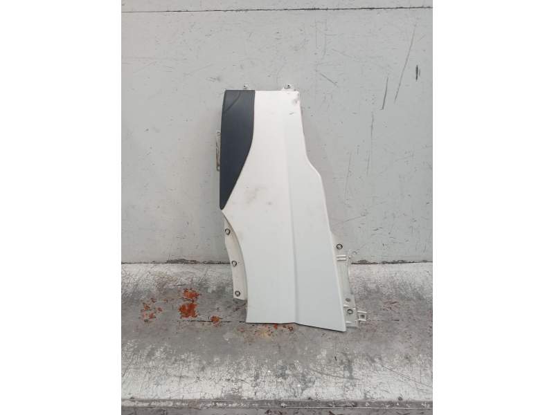 Recambio de aleta delantera izquierda para iveco daily vi furgoneta 33s13, 35s13, 35c13 referencia OEM IAM   