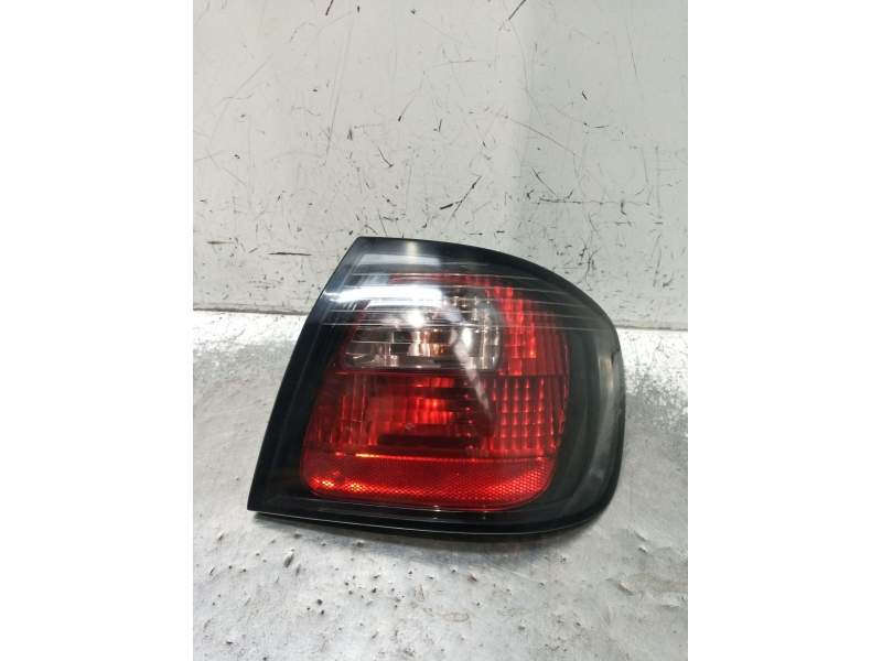 Recambio de piloto trasero derecho para nissan primera hatchback (p11) 2.0 td referencia OEM IAM 89020315 265509F600 