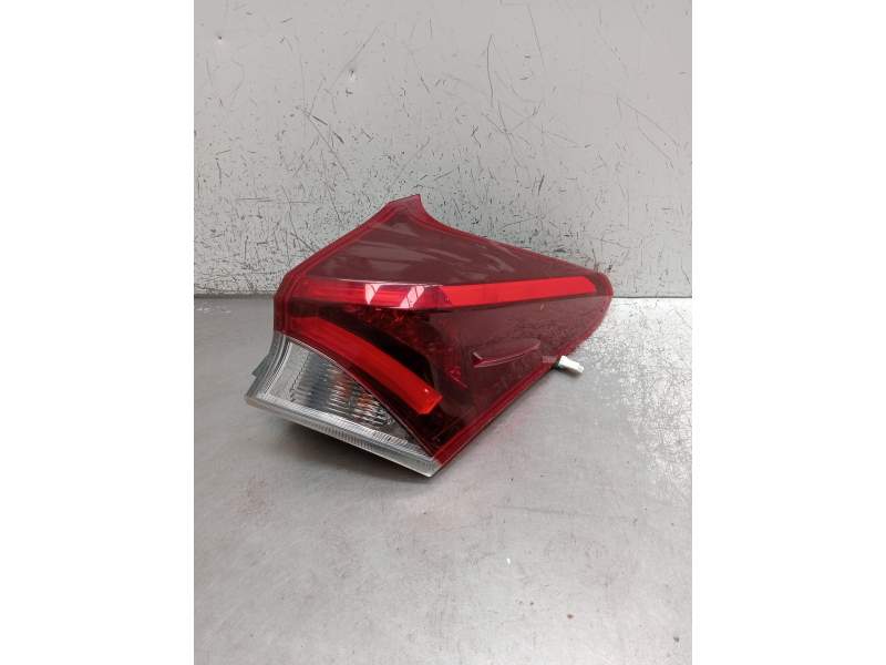 Recambio de piloto trasero derecho para toyota auris (_e18_) 1.4 d-4d (nde180_) referencia OEM IAM   